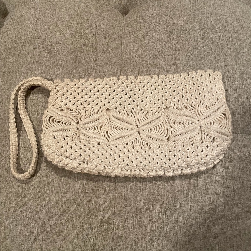 Vintage Mister Ernest Handbag made made in Philippines.